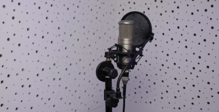 studio condenser microphone in a recording studio